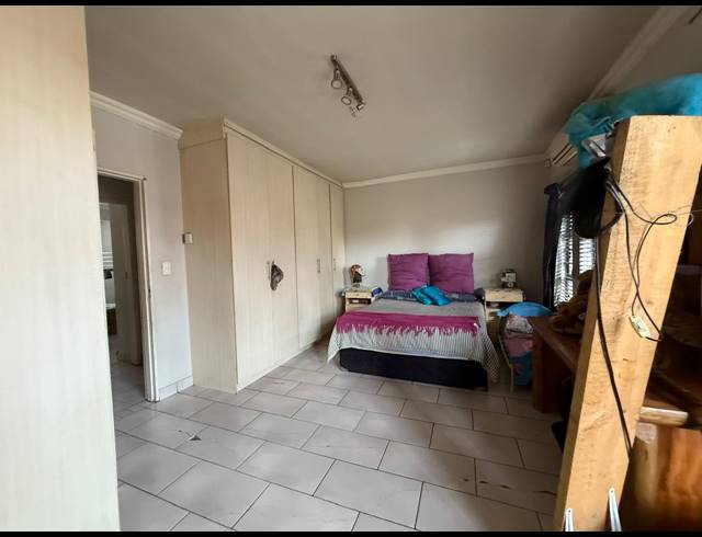 2 BEDROOM HOUSE FOR SALE IN WATERVAL EAST